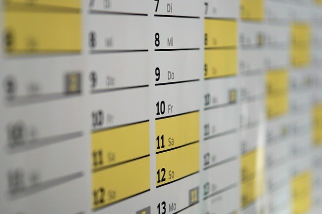 calendar with specific highlighted cells