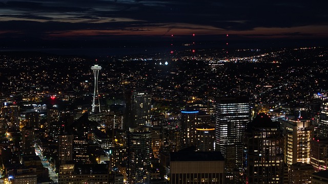 seattle skyline at night
